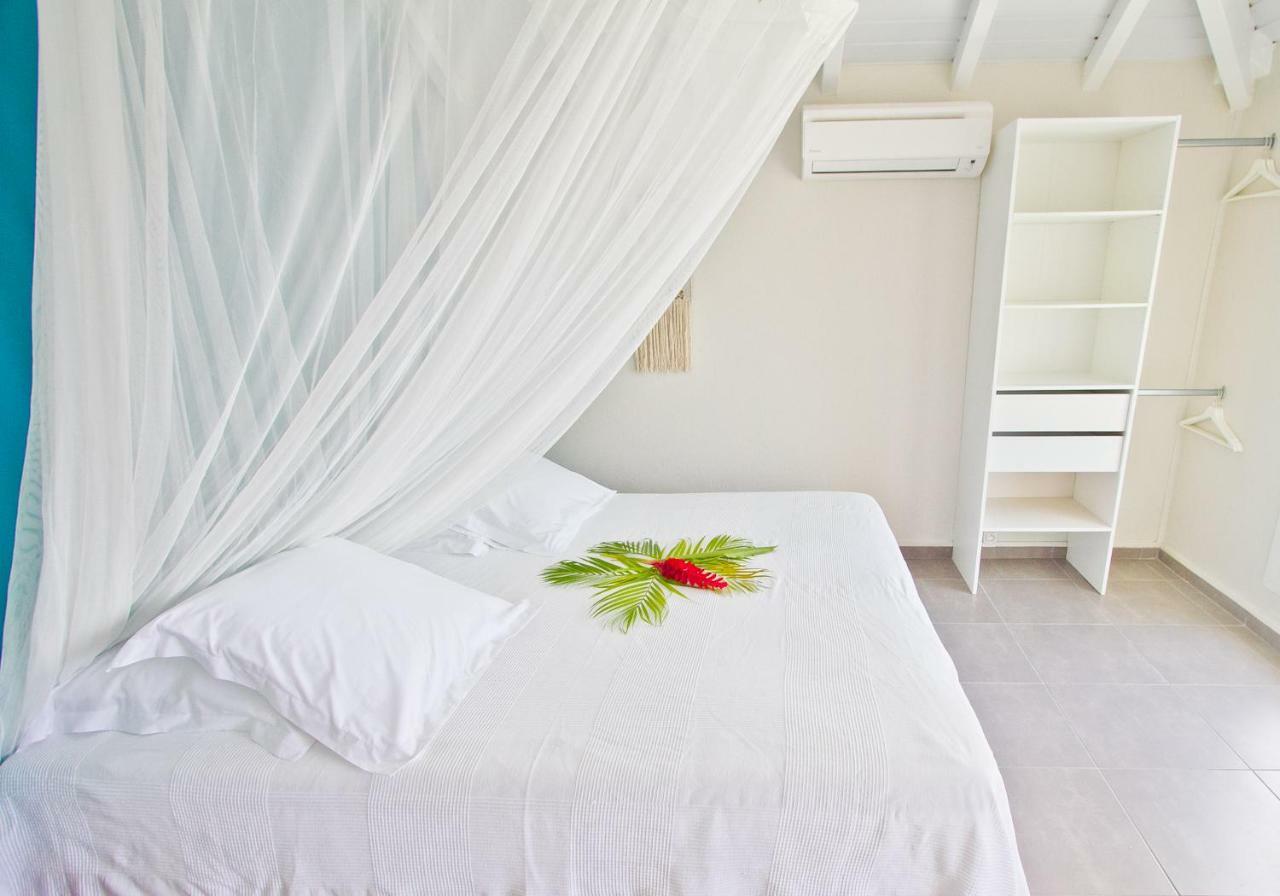 Appartement Duplex Vue Mer Jacuzzi Prive Deshaies Exterior foto